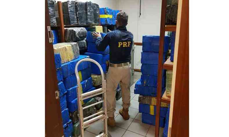 Toda a droga foi encaminhada para a Delegacia da Polcia Federal (PF), de Uberaba
