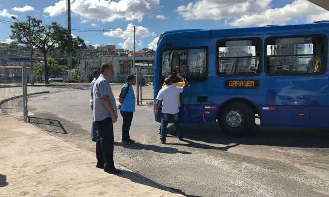 Nessa quinta-feira rodoviários fizeram um protesto na Estação São Gabriel(foto: Divulgação) Nessa quinta-feira rodoviários fizeram um protesto na Estação São Gabriel(foto: Divulgação)