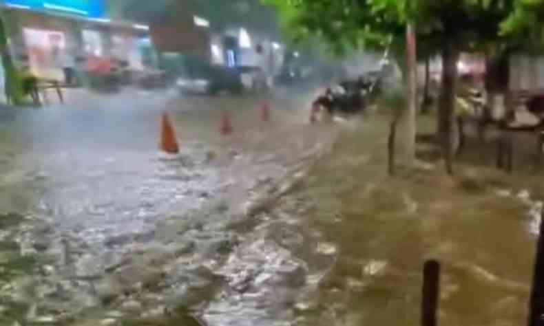 Chuva em Governador Valadares