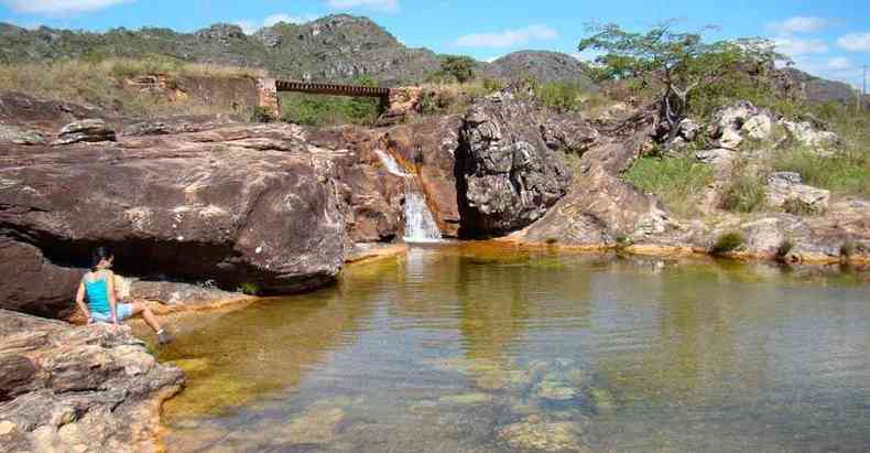 Para relaxar, uma visita  Cachoeira Sentinela, no Parque Estadual do Biribiri(foto: Alfredo Dures EM/D.A.Press)