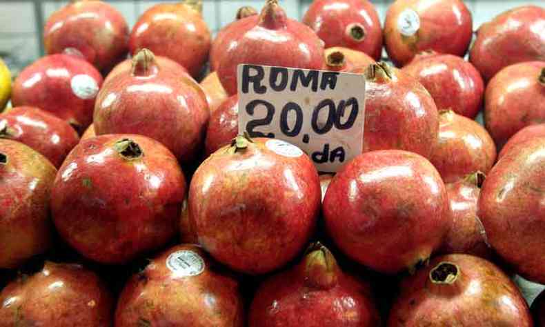 No Mercado Central, em Belo Horizonte, o preo das roms chegava a R$ 20 a unidade ontem