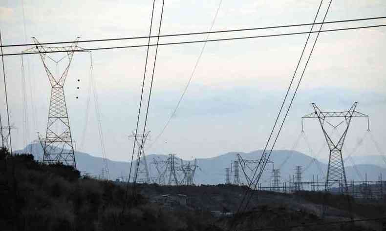 Fantasma do racionamento de energia  uma das principais dificuldades e que reflete tambm presso sobre o custo de vida(foto: Juarez Rodrigues/EM/D.A Press. Brasil - 9/6/21)