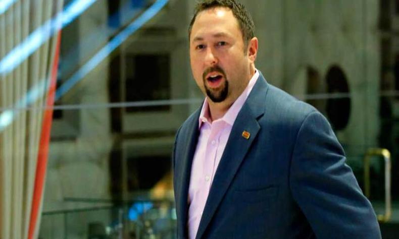 O ex-porta-voz de Donald Trump, Jason Miller, agora quer ser visto como um homem de negócios para os conservadores(foto: Eduardo Munoz Alvarez/AFP - 17/11/16) O ex-porta-voz de Donald Trump, Jason Miller, agora quer ser visto como um homem de negócios para os conservadores(foto: Eduardo Munoz Alvarez/AFP - 17/11/16)