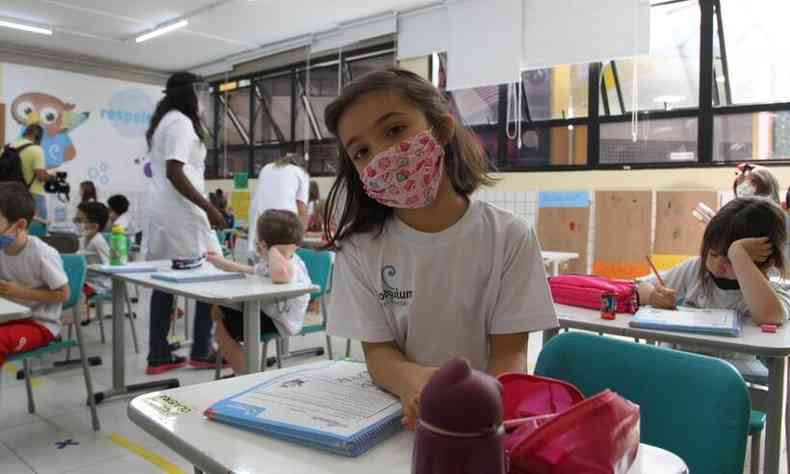 Amanda Oliveira Dias Temponi, de 5 anos, quer ser rica