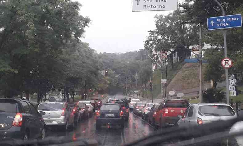 Chuva na regio do Bairro Cidade Nova em Belo Horizonte