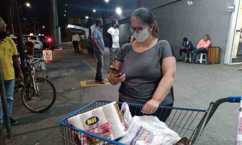 Glucia Campos teme que o consumidor faa estoque como no incio da pandemia(foto: Gabriel Ronan/EM/D.A PRESS)