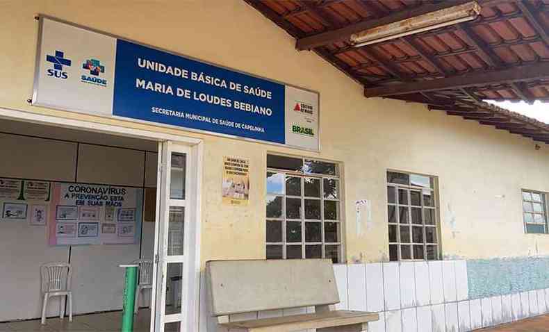 Os 5 frascos da vacina Coronavac estavam na rede de frios do Posto de Sade Piedade, no Bairro Aeroporto, em Capelinha(foto: Divulgao SMS Capelinha)