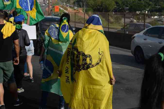 Bolsonaristas fazem bloqueio da BR-381; acidentes e ataques a apoiadores do LulaTlio Santos/D.A PRESS