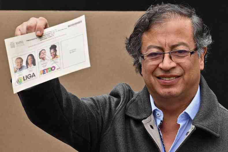 Petro, de 62 anos, recebeu 50,49% dos votos no segundo turno, superando o magnata Rodolfo Hernndez