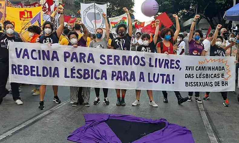XVII Caminhadas das Lsbicas e Bissexuais em ato contra Bolsonaro(foto: Fabola Ladeira)
