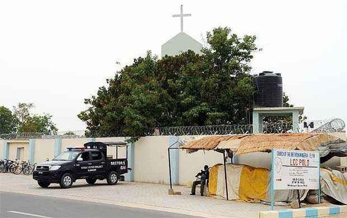 Dezenas de pessoas ficaram feridas na explosão(foto: AFP PHOTO/PIUS UTOMI EKPEI ) Dezenas de pessoas ficaram feridas na explosão(foto: AFP PHOTO/PIUS UTOMI EKPEI )