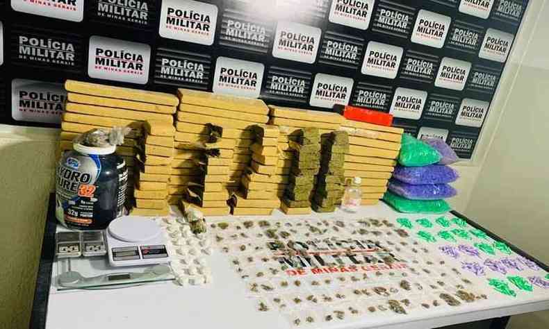 Material apreendido(foto: Polcia Militar/Divulgao)