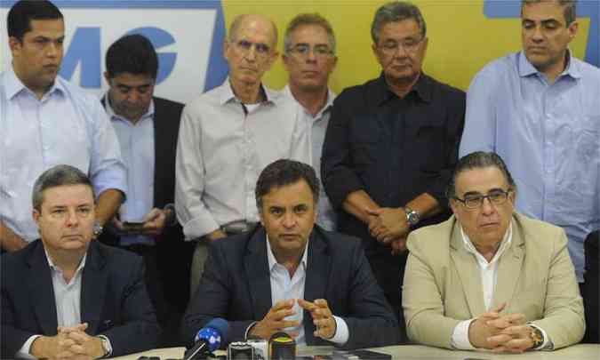 Acio Neves participou de encontro com os outros dois ex-governadores de Minas: Augusto Anastasia (PSDB) e Alberto Pinto Coelho (PP) (foto: Leandro Couri/EM/D.A Press )