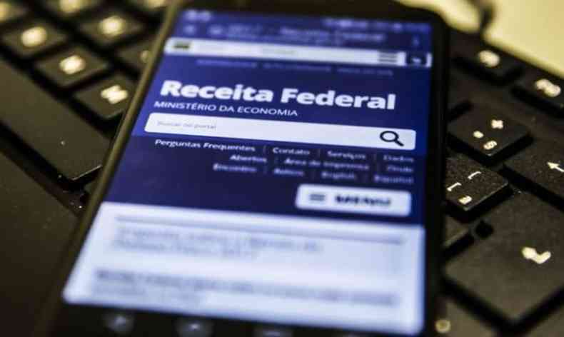 app da Receita Federal em tela de celular