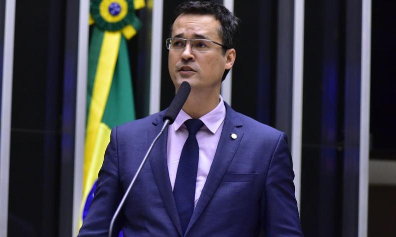 Dallagnol teve o seu mandato cassado em maio deste ano(foto: Zeca Ribeiro/Câmara dos Deputados ) Deltan Dallagnol