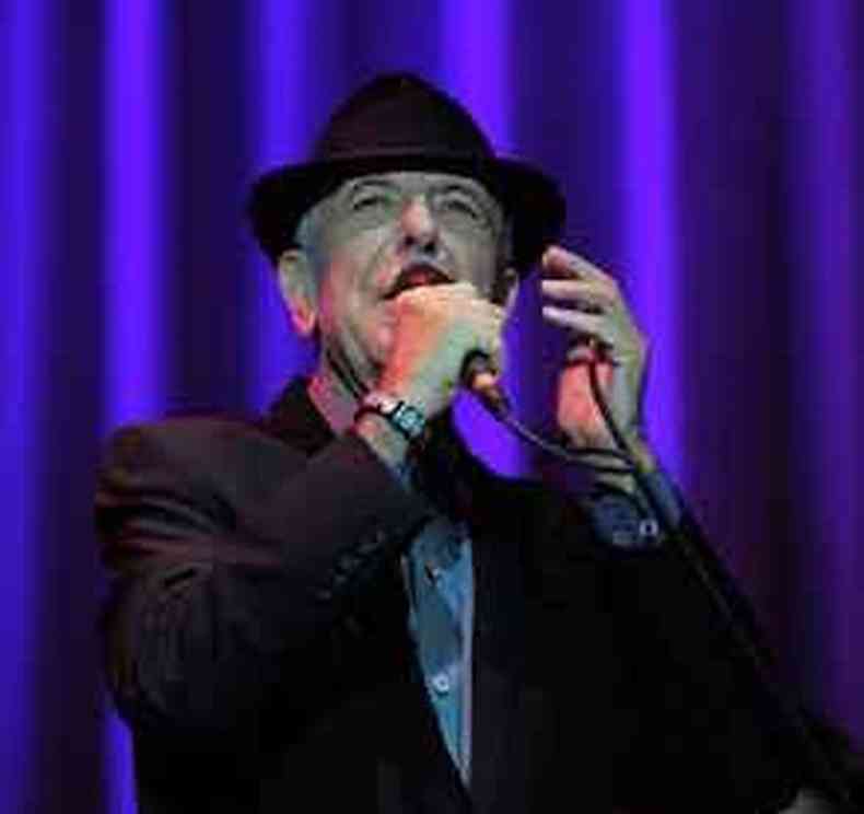 Leonard Cohen em um de seus ltimos shows