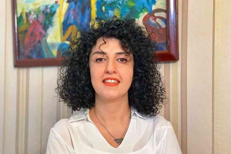 Foto de Narges Mohammadi, concedida pela fundao que leva o mesmo nome. Ela recebeu o prmio Nobel da Paz pela 'luta contra a opresso das mulheres no Ir' 