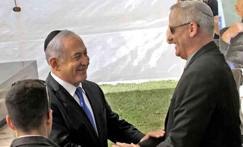 O primeiro-ministro israelense enfrentou a recusa do ex-chefe das Foras Armadas Benny Gantz(foto: Gil Cohen-Magen/AFP)