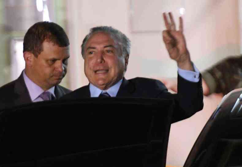 Temer recebeu alta do hospital em So Paulo na segunda-feira e permaneceu em repouso em sua residncia(foto: Evaristo S/AFP)