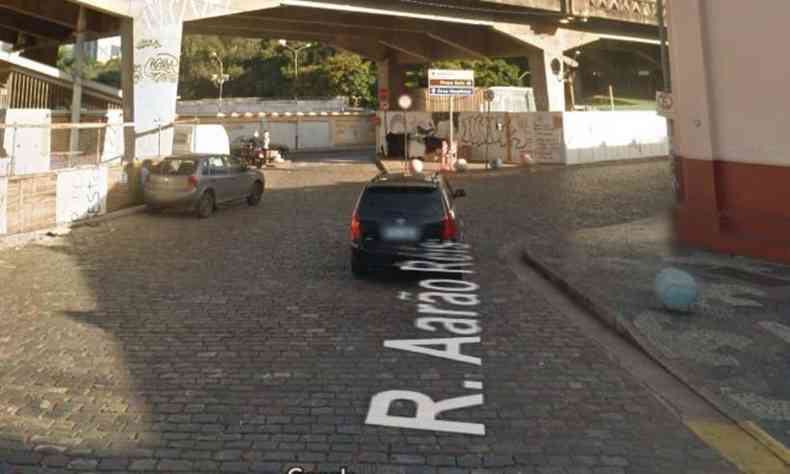 Crime aconteceu na Rua Aaro Reis, nas proximidades do Viaduto Santa Tereza(foto: Reproduo/Google Street View)