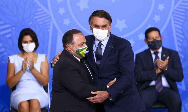 Bolsonaro elogiou o militar e voltou a defender o uso da hidroxicloroquina durante posse(foto: Agncia Brasil/Reproduo)