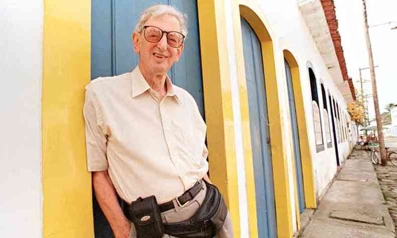 Eric Hobsbawm participou da Flip, em 2003, e recebeu o carinho dos leitores brasileiros (foto: Evelson de Freitas/Folha Press)