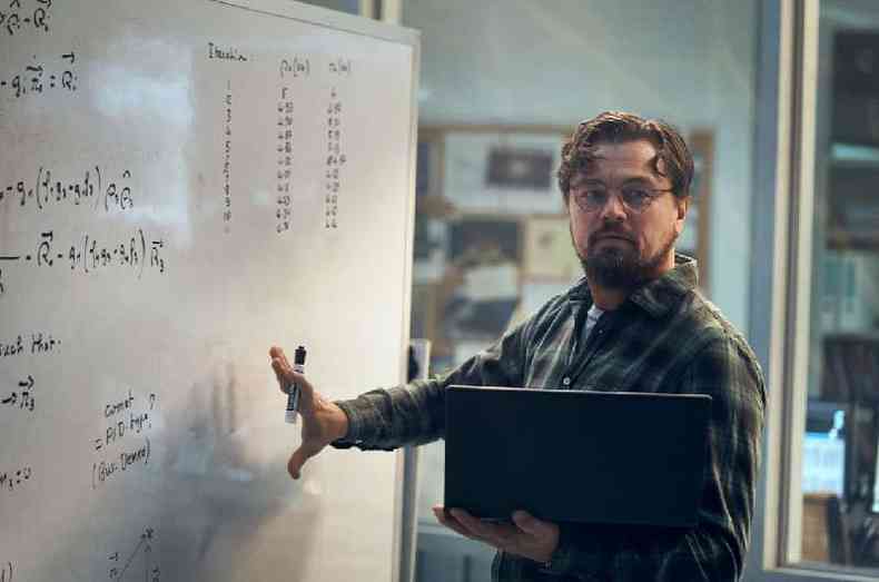Ator Leonardo DiCaprio em cena do filme 'Não Olhe Para Cima'