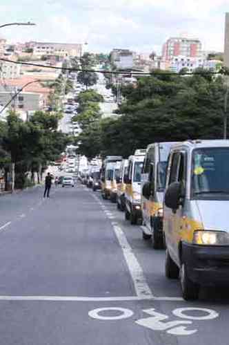 Protesto dos transportadores em BH: mercado no v perspectivas(foto: Edsio Ferreira/EM/D.A Press- 27/4/20)