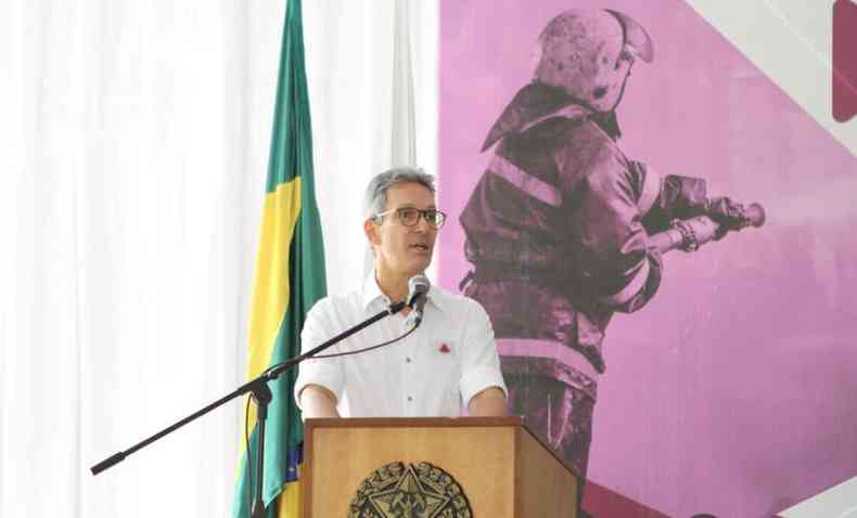 Governador Romeu Zema discursa no evento