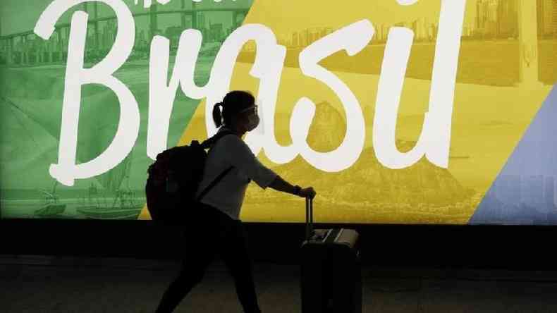 O Brasil prorrogou o fechamento de suas fronteiras at o fim de de junho