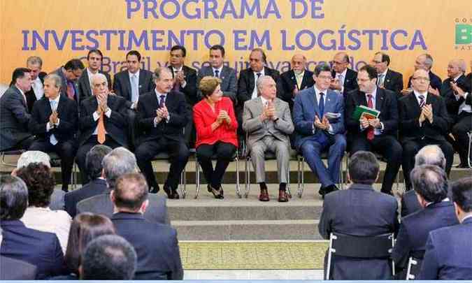 Presidente Dilma Rousseff durante cerimnia, na manh desta tera-feira, de anncio da nova etapa do Programa de Investimento em Logstica, que ser feito pela iniciativa privada(foto: Roberto Stuckert Filho/PR)