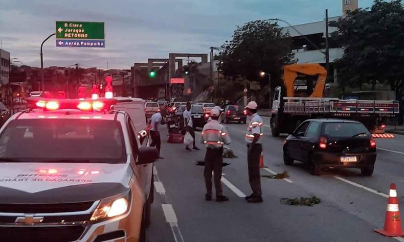 BHTrans faz a sinalizao do local