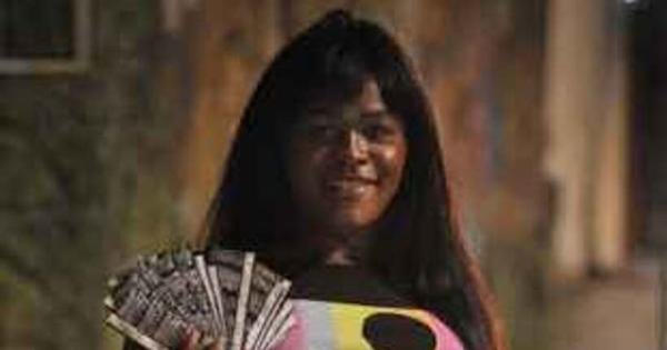 Mulher trans vence vulnerabilidade e leva apoio a profissionais do sexo - Estado de Minas