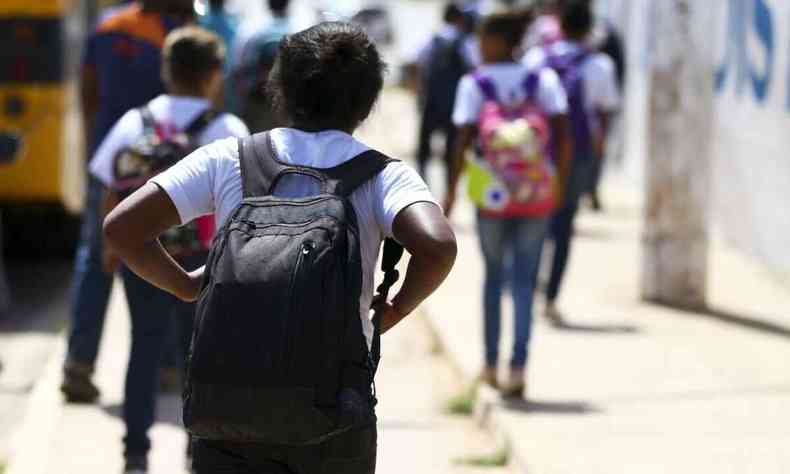 Em Minas Gerais, foram visitadas 34 escolas em 20 municpios 