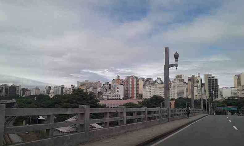Foi-se António Guimarães e quebrou-se a ponte entre o antes e o