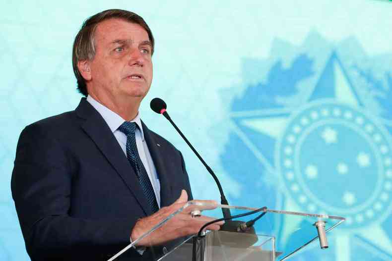 Bolsonaro participou da solenidade de encerramento dos cursos de formao profissional de delegados e peritos da Polcia Federal(foto: PR/Reproduo)