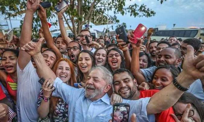 O bloco Ai que saudade do meu ex vai animar o ato na Praça Afonso Arinos(foto: Ricardo Stuckert ) O bloco Ai que saudade do meu ex vai animar o ato na Praça Afonso Arinos(foto: Ricardo Stuckert )