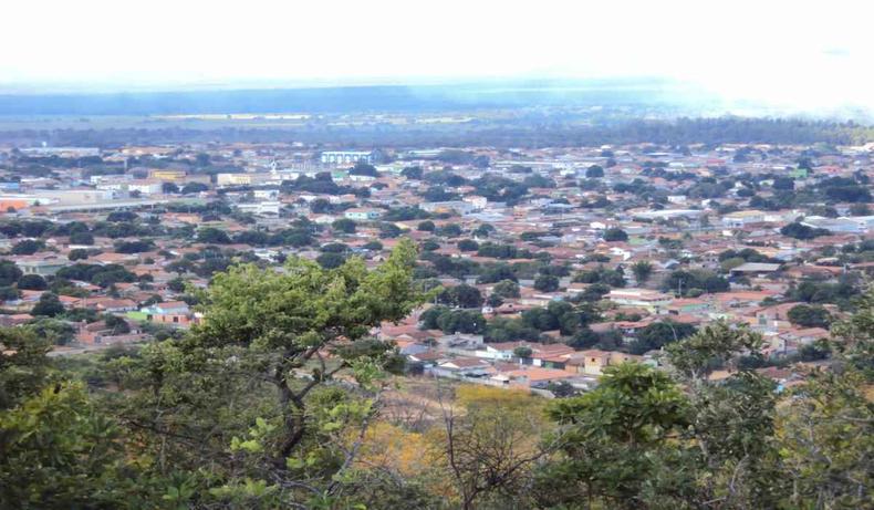 Homem trancou a esposa durante toda a noite em Vrzea da Palma, no Norte de MG