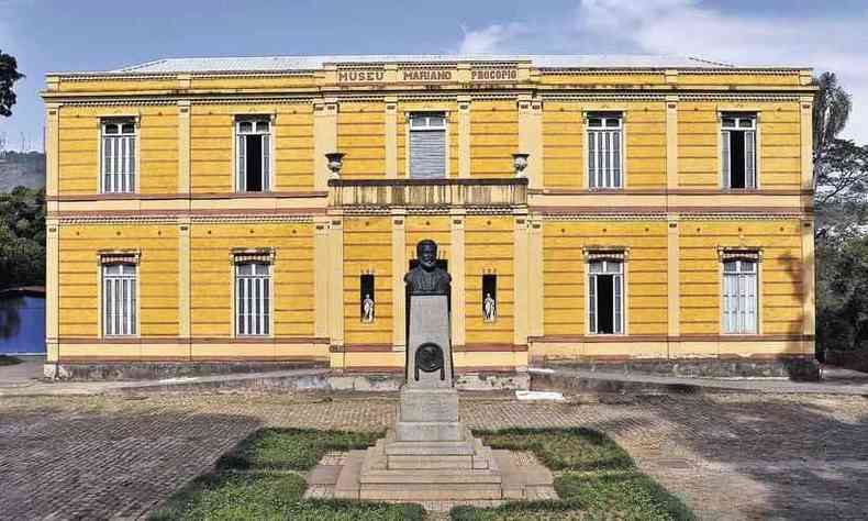 O Museu Mariano Procpio rene acervo dos perodos colonial, imperial e republicano