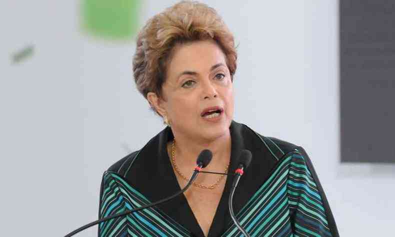 Dilma pediu que o povo brasileiro decida no voto se quer um novo presidente(foto: Carlos Moura / CB / D.A. Press)