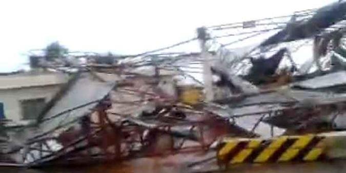 Imagens retiradas de um v�deo no YouTube mostram o que restou da rodovi�ria(foto: Reprodu��o/YouTube)