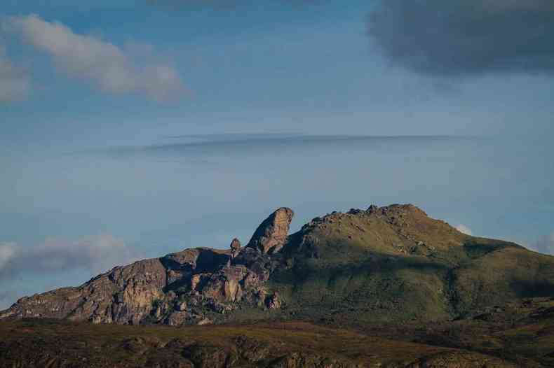 O Pico do Itacolomi pode ser visto de quase toda Ouro Preto