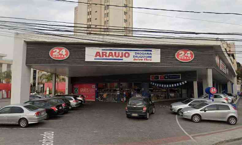 Unidade da drogaria na Avenida Cristiano Machado(foto: Reproduo da internet/Google Maps)