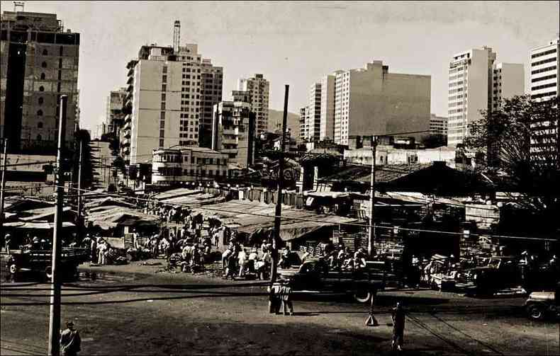 Mercado Central foi inaugurado em setembro de 1929, na Avenida Augusto de Lima (antiga Avenida Paraopeba)(foto: Arquivo/EM)