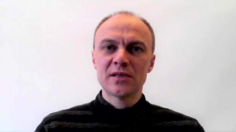 Esta manhã, o vice-prefeito de Mariupol disse à BBC que a Rússia continuou atacando áreas em que prometeu cessar fogo de cinco horas(foto: BBC) Prefeito de Mariupol