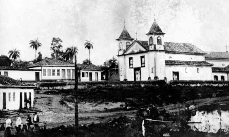 Aspecto da Igreja Nossa Senhora da Boa Viagem, no Centro de Belo Horizonte, nos anos 1910(foto: Arquivo EM)