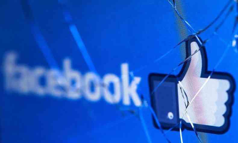 Em comunicado, o Facebook informou que foram removidas 196 pginas e 87 contas (foto: Joel Saget/AFP)