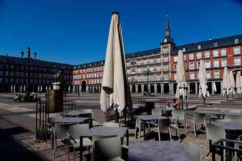 Madri, Espanha. Restaurante na Plaza Mayor vazio, por conta da pandemia de coronavrus(foto: Roberto Librizzi )