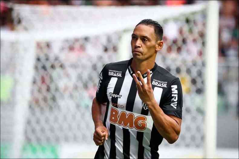 Ricardo Oliveira fez um hat-trick contra o Boa(foto: Bruno Cantini/Atltico)