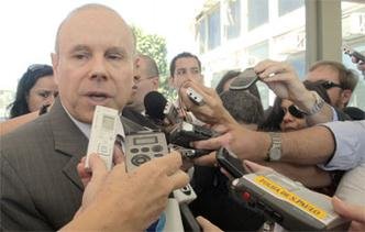 Mantega disse que gostraia que bancos privados aumentassem o volume de crdito(foto: ANDRE DUSEK/AE )